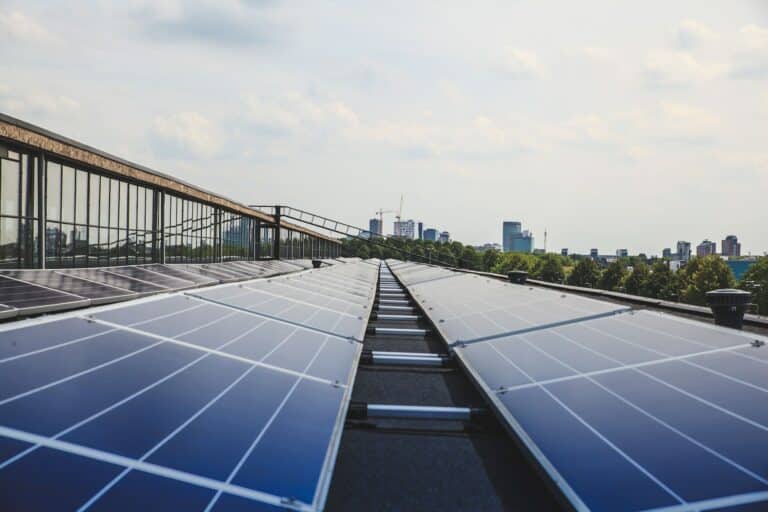 avis sur les panneaux photovoltaiques du groupe verlaine.jpg