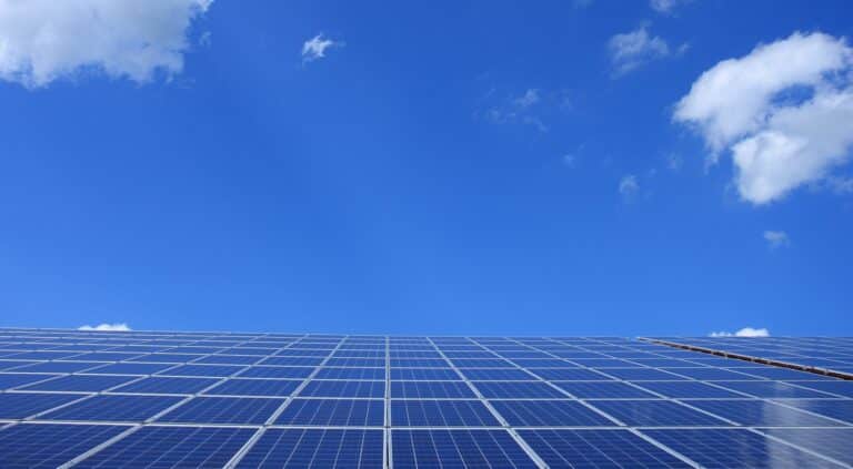 combien de panneau solaire pour 6kw.jpeg