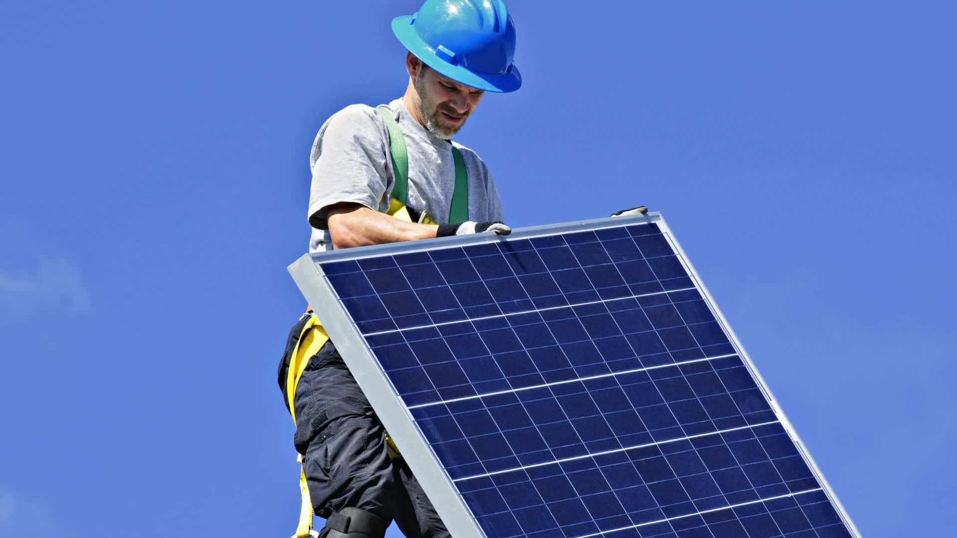 fixation des panneaux solaires