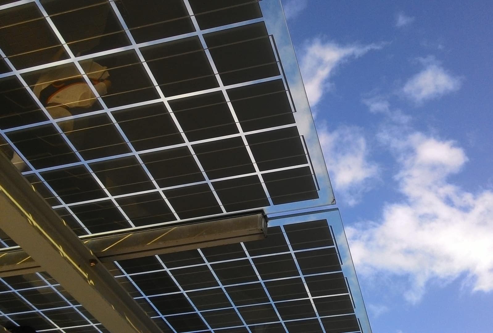 panneau solaire pergola une solution pour produire son electricite.jpeg