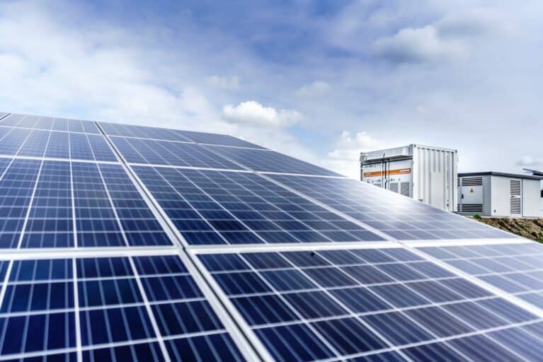 quelle est la composition d un panneau solaire.jpeg