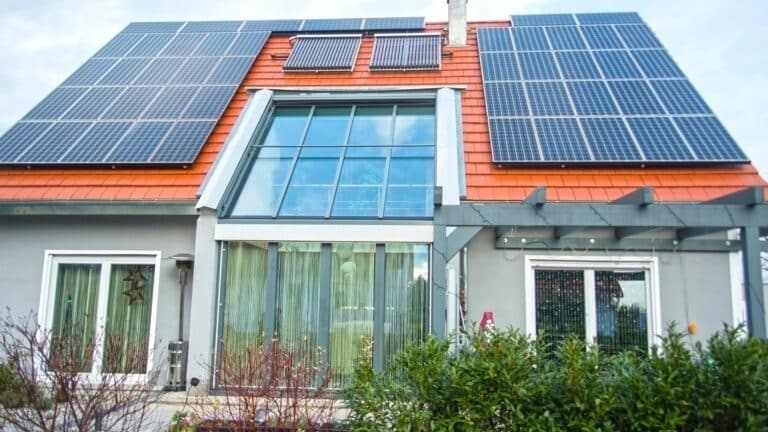 panneau solaire maison 200m