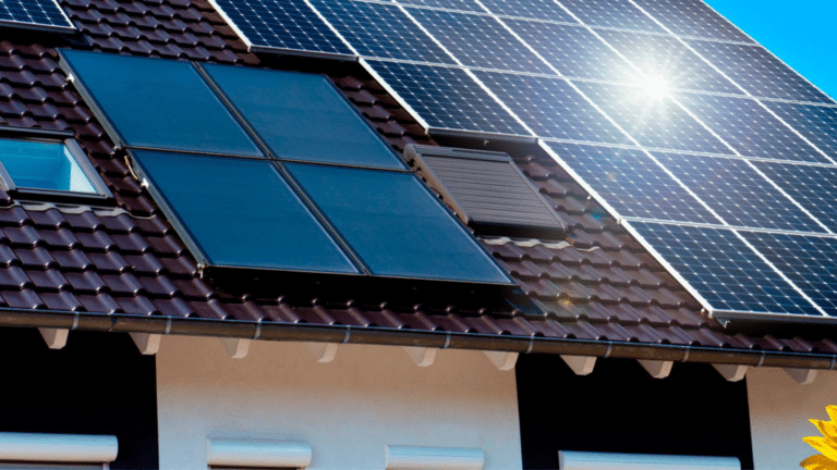 panneaux solaires photovoltaiques et thermiques.png