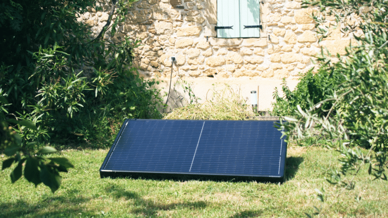 prix panneau solaire plus and play.png
