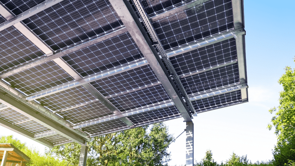 Maintenance et entretien des carports solaires