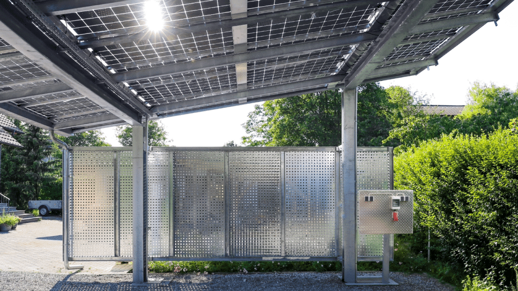 Innovations technologiques au cœur des carports solaires