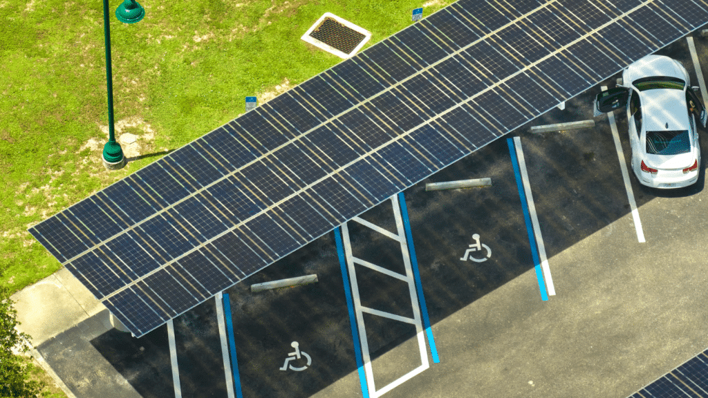 Améliorer le confort thermique grâce aux carports solaires