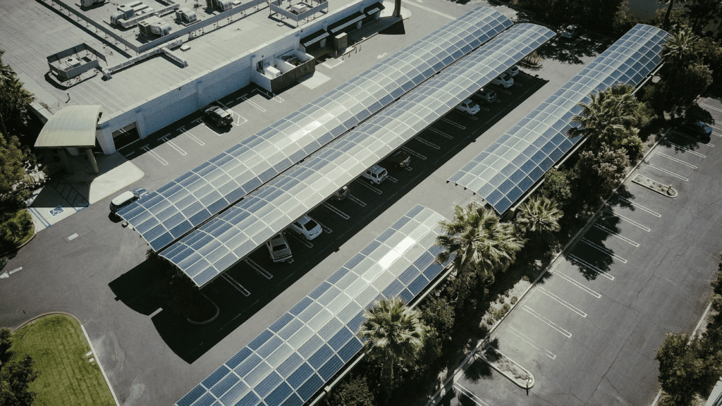 Protection de la biodiversité par l'intégration des carports solaires