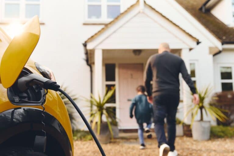 sans courant français utilisent leur voiture