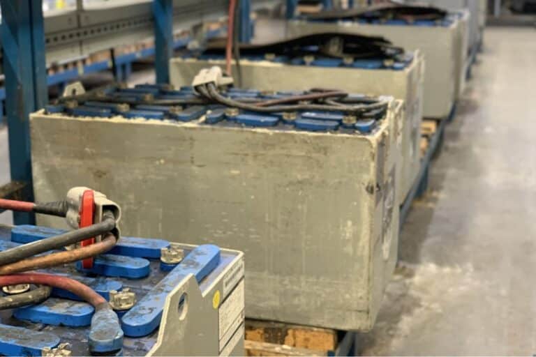 batteries mortes transformées en énergie