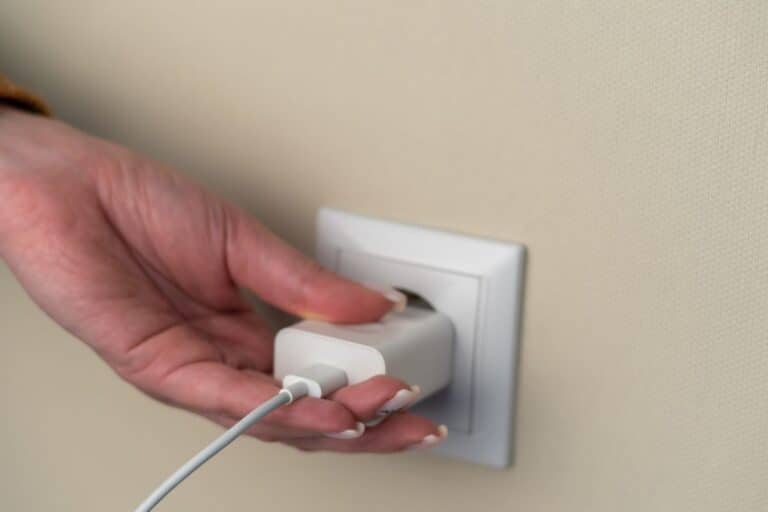erreur avec chargeur téléphone
