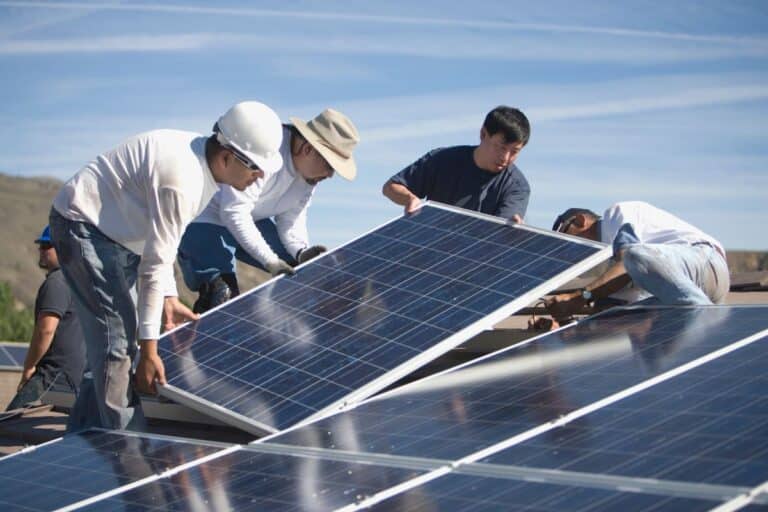 panneau solaire impact environnemental record