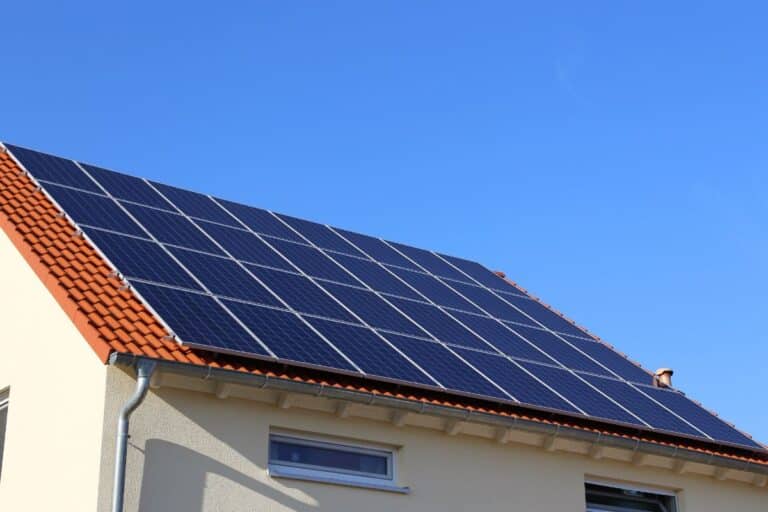 solaire fort ralentissement