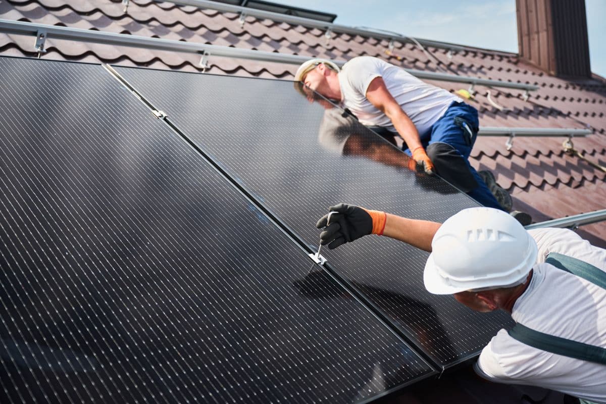 tesla panneau solaire 420 w entièrement noir (1)