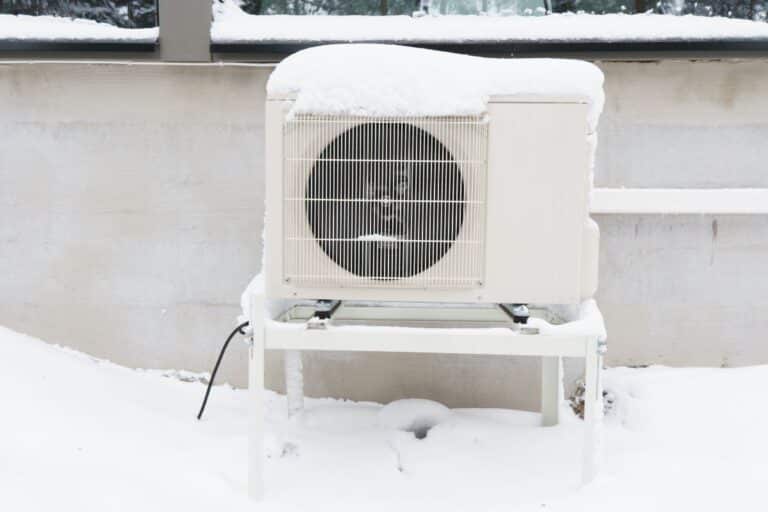 pompe à chaleur et froid glacial hiver